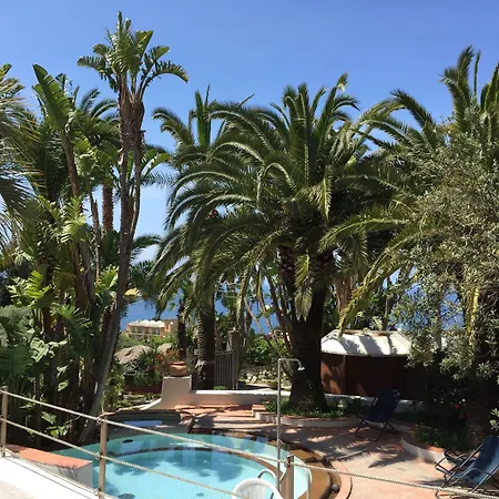 Ξενοδοχείο με διαμερίσματα Paco Benessere & Relax