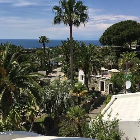 Ξενοδοχείο με διαμερίσματα Paco Benessere & Relax