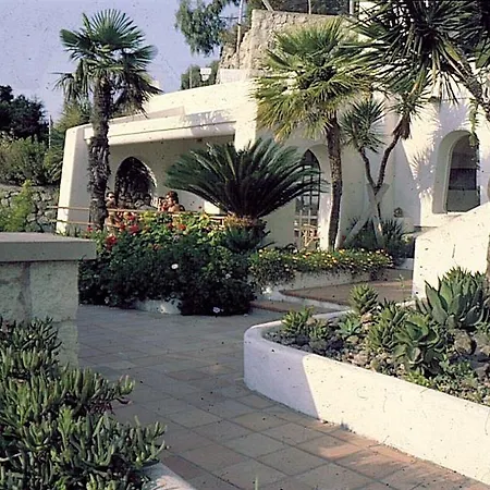 Ξενοδοχείο με διαμερίσματα Paco Benessere & Relax Forio di Ischia