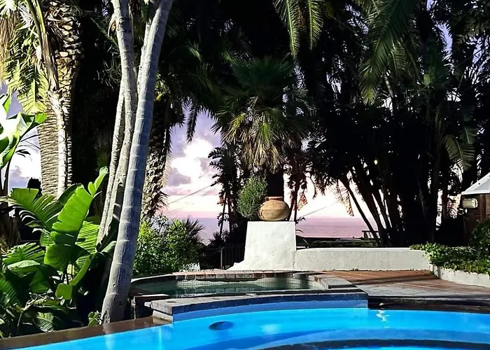 アパートホテル Paco Benessere & Relax 4*