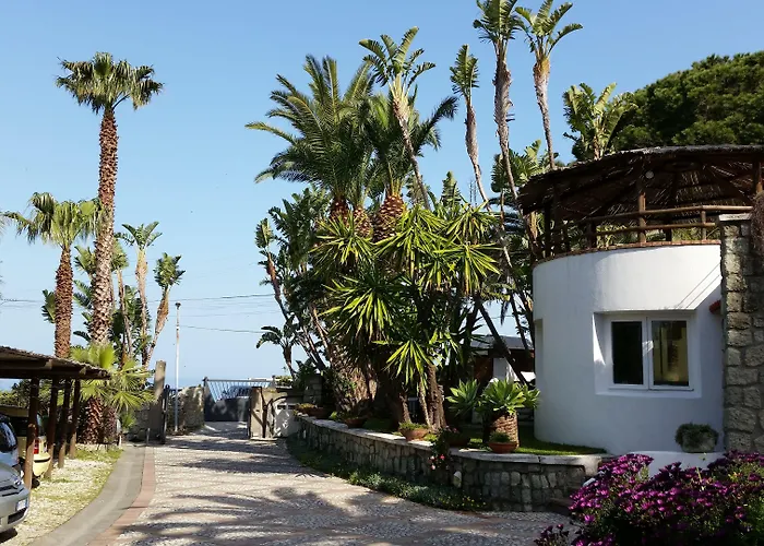 アパートホテル Paco Benessere & Relax