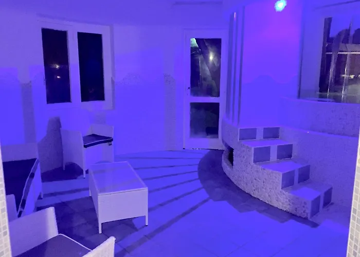 アパートホテル Paco Benessere & Relax