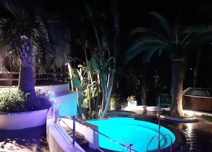 アパートホテル Paco Benessere & Relax 4*