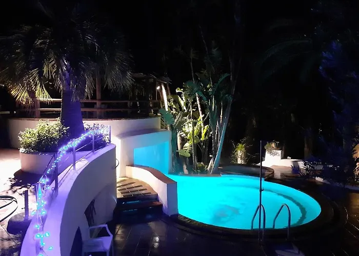 アパートホテル Paco Benessere & Relax 4*